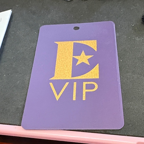 Elton John Gold Accessory Set - Picture 10 of 12